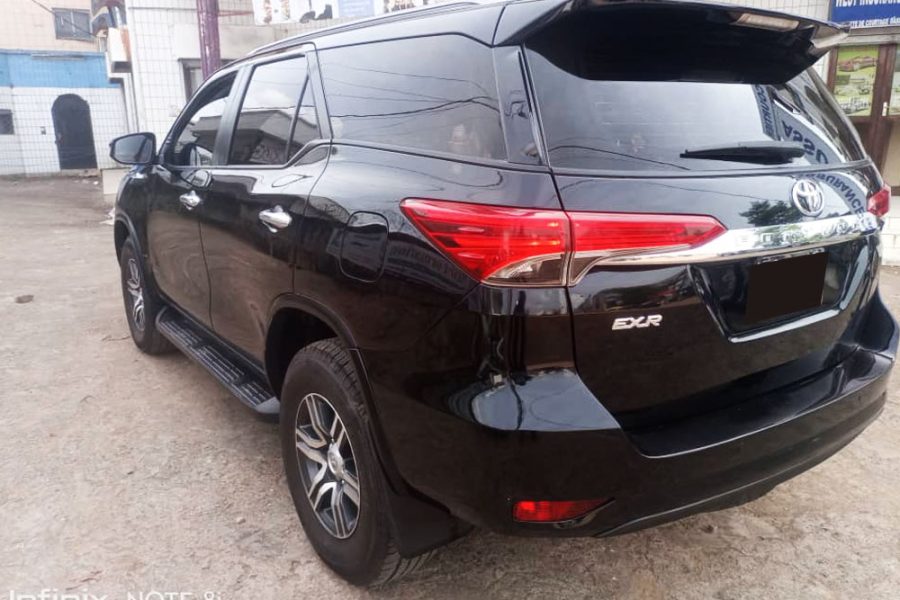 Location SUV Douala